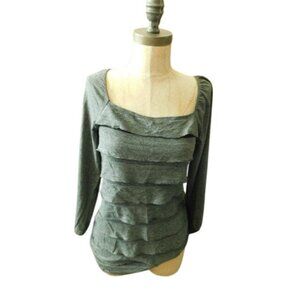 Max Studio Size L Large STRETCH Tiered 3/4 Sleeve Knit Top NWT $68 Juniors